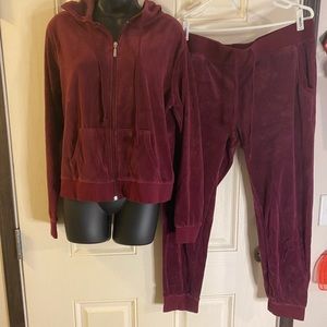 Great condition velour 2 piece jogger set